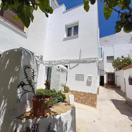 Casa El Cuartel With Private Seaview Rooftop