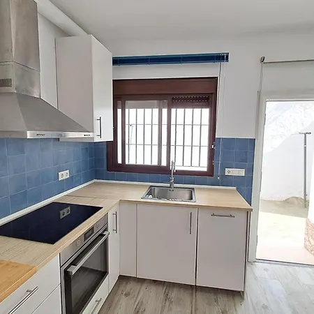 בית נופש Casa El Cuartel With Private Seaview Rooftop קוניל דה לה פרונטרה