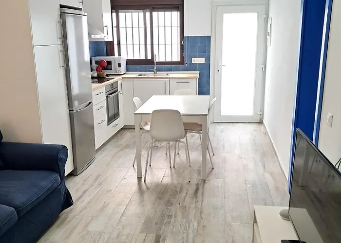 Дом отдыха Casa El Cuartel With Private Seaview Rooftop *